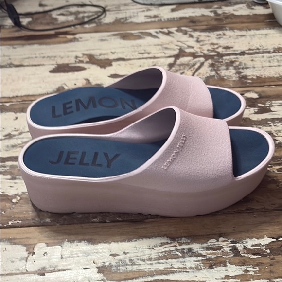 Pink Slide Sandals with Chunky Sole - Picture 4 of 10